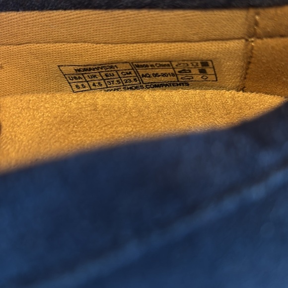 Vionic‎ Suede Moccasins with Bow Detail Norah Outerspace size 6.5 - Picture 8 of 9